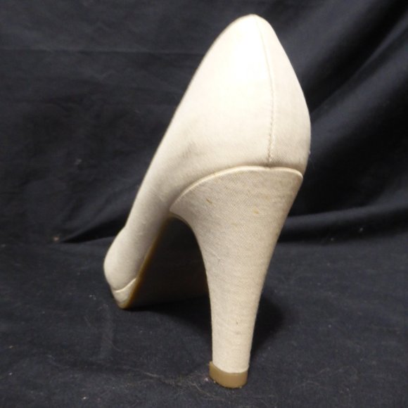 CALL IT SPRING, natural color heels, size US 6, GUC - Picture 15 of 15